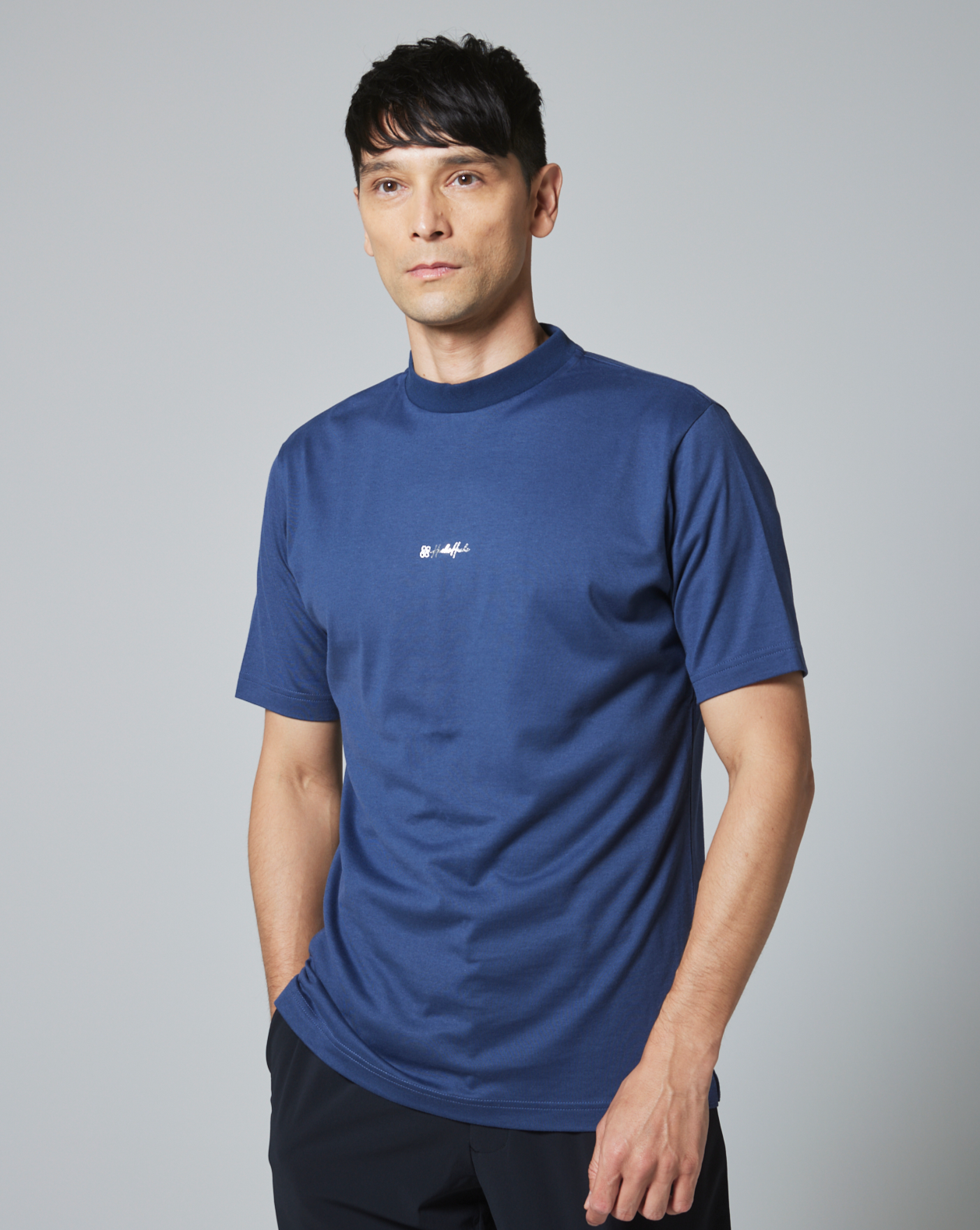 T-LINE MOCK NECK TEE