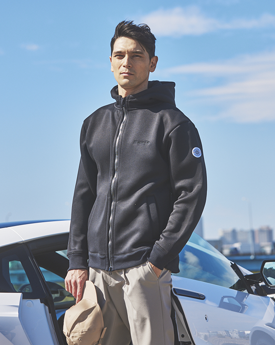 【再入荷】WIDE ZIP HOODIE【返品交換保証付き】