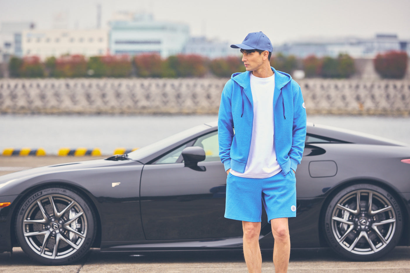 BUMPY LIGHT HOODIE|凹凸編み地・ジッパーポケット付・セットアップ対応|ドライブ・冷え対策・ユニセックス ...