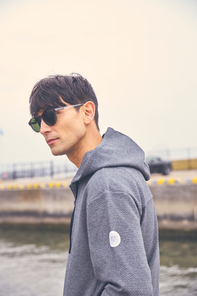BUMPY LIGHT HOODIE|凹凸編み地・ジッパーポケット付・セットアップ対応|ドライブ・冷え対策・ユニセックス ...