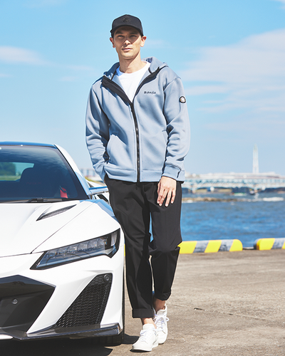 【再入荷】WIDE ZIP HOODIE【返品交換保証付き】