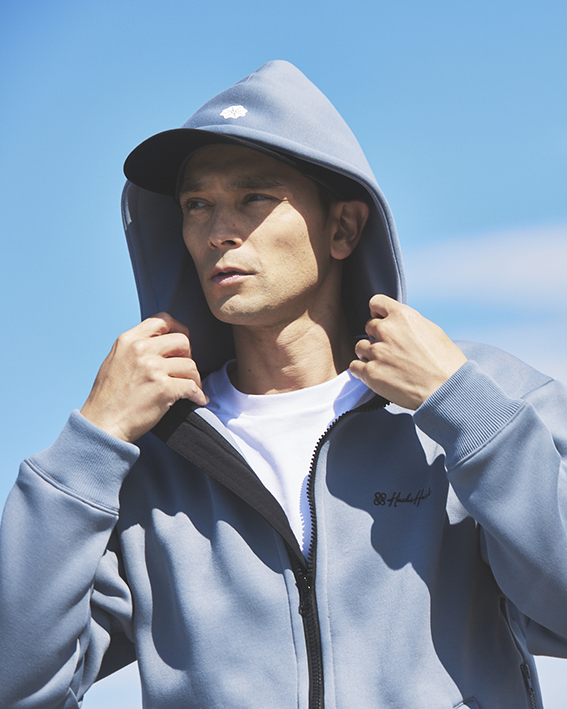 【再入荷】WIDE ZIP HOODIE【返品交換保証付き】