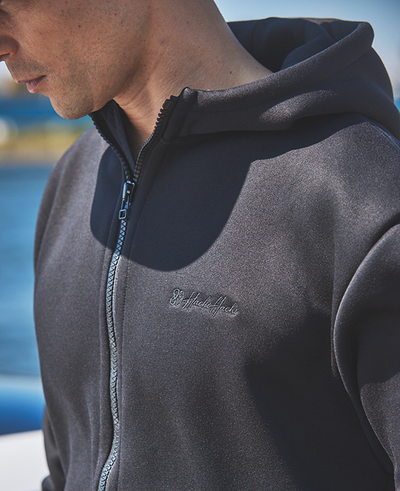 【再入荷】WIDE ZIP HOODIE【返品交換保証付き】