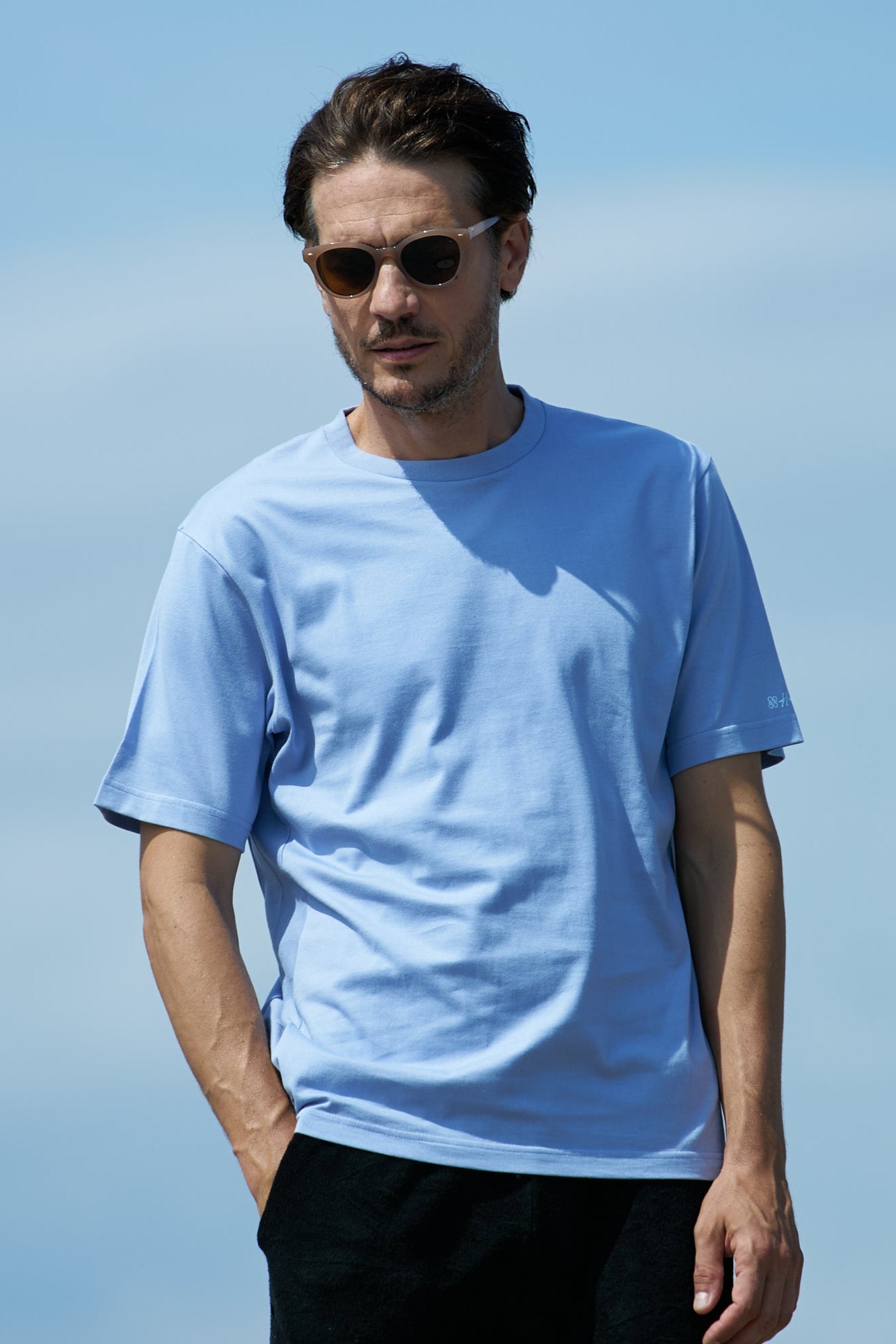 4PANEL TEE 2