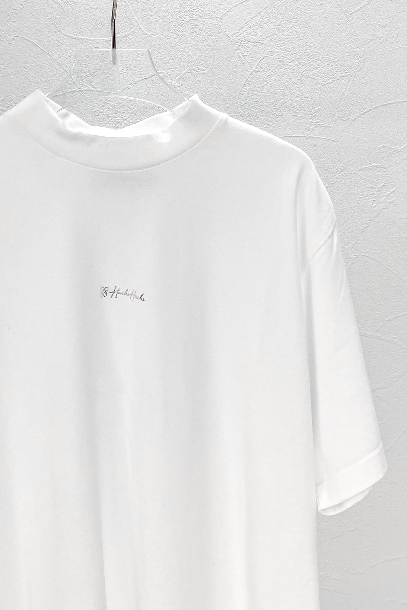 T-LINE MOCK NECK TEE